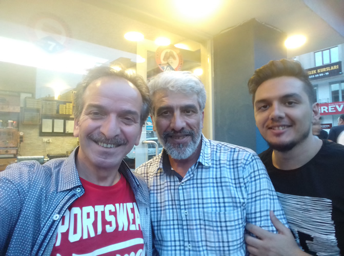 Seksenler Dizisinin Balıkçı İdrisi Bağcılar Şubemizi Ziyaret Etti